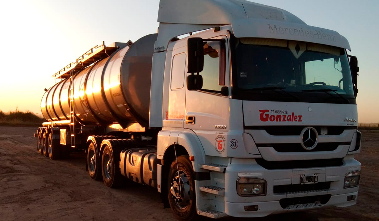 Camion Liquidos - Logistica Gonzalez